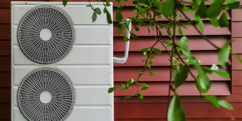 Choosing Between a Heat Pump and an AC in Ontario